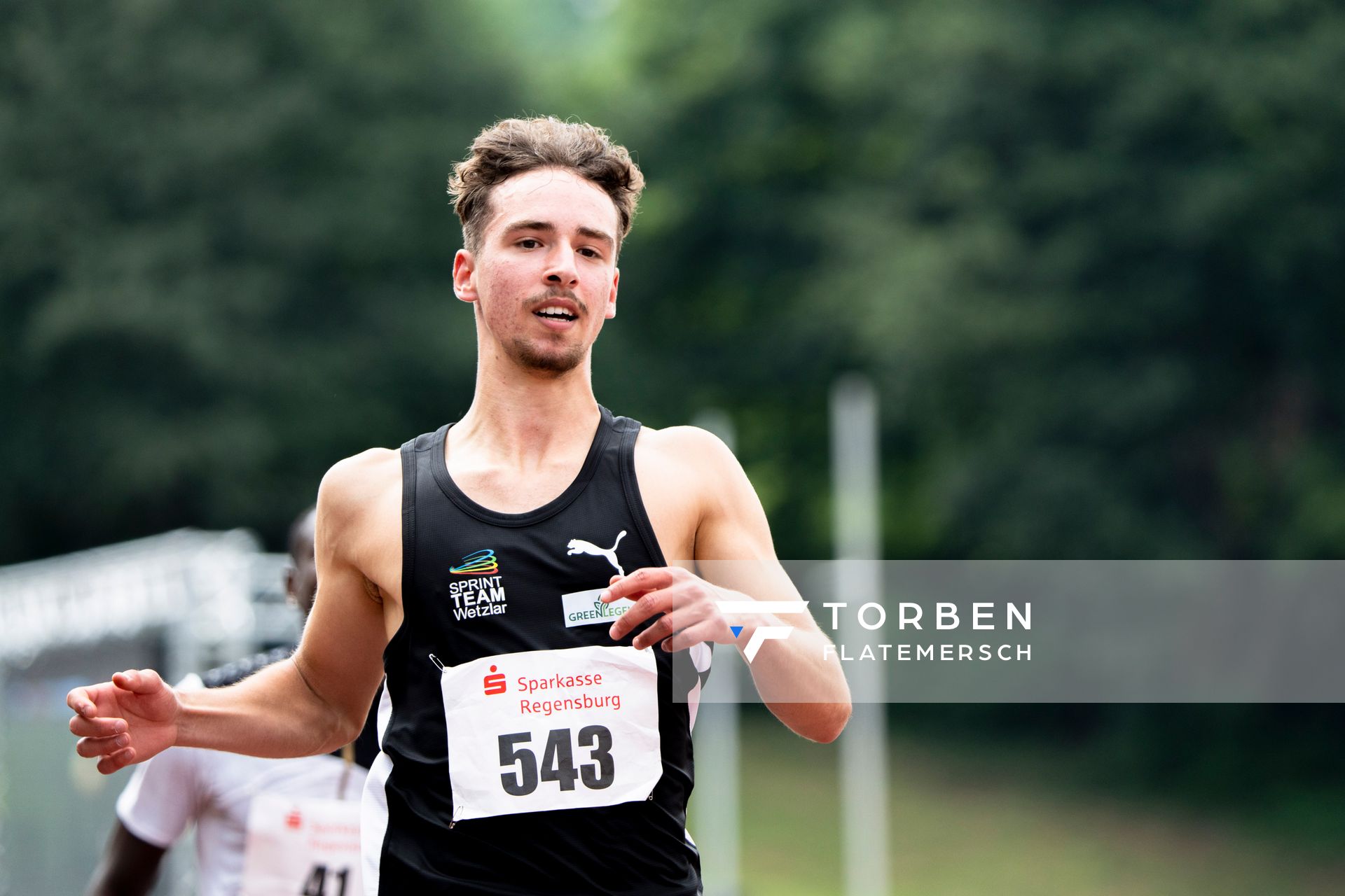 Aaron Giurgian (Sprintteam Wetzlar) ueber 110m Huerden am 04.06.2022 waehrend der Sparkassen Gala in Regensburg